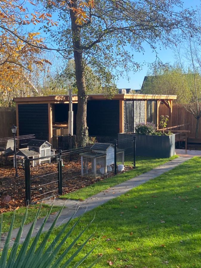 Casa Aan De Plas, B&B Met Sauna En Hottub Of Jacuzzi Nieuwkoop Eksteriør billede