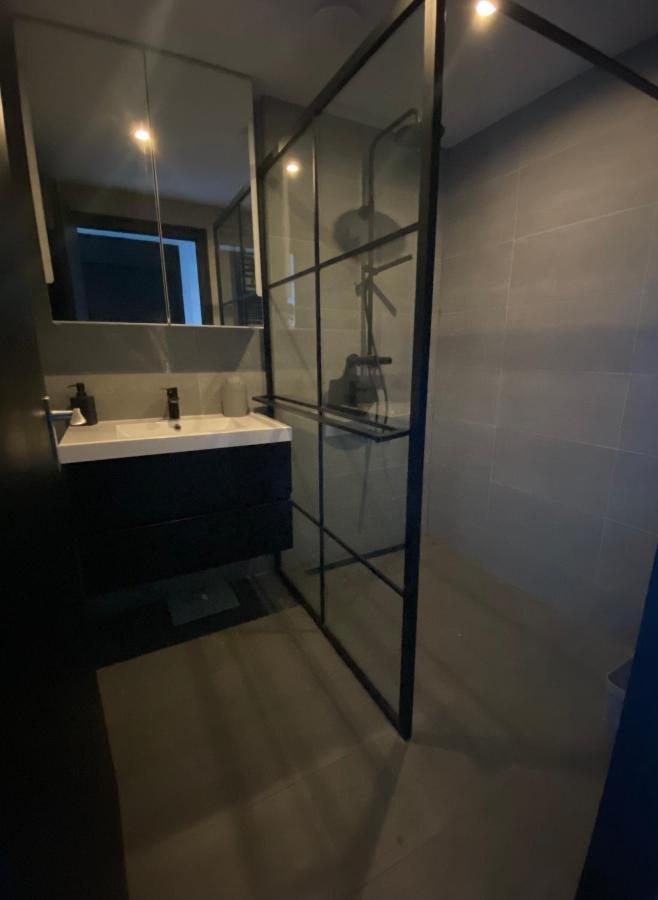 Casa Aan De Plas, B&B Met Sauna En Hottub Of Jacuzzi Nieuwkoop Eksteriør billede
