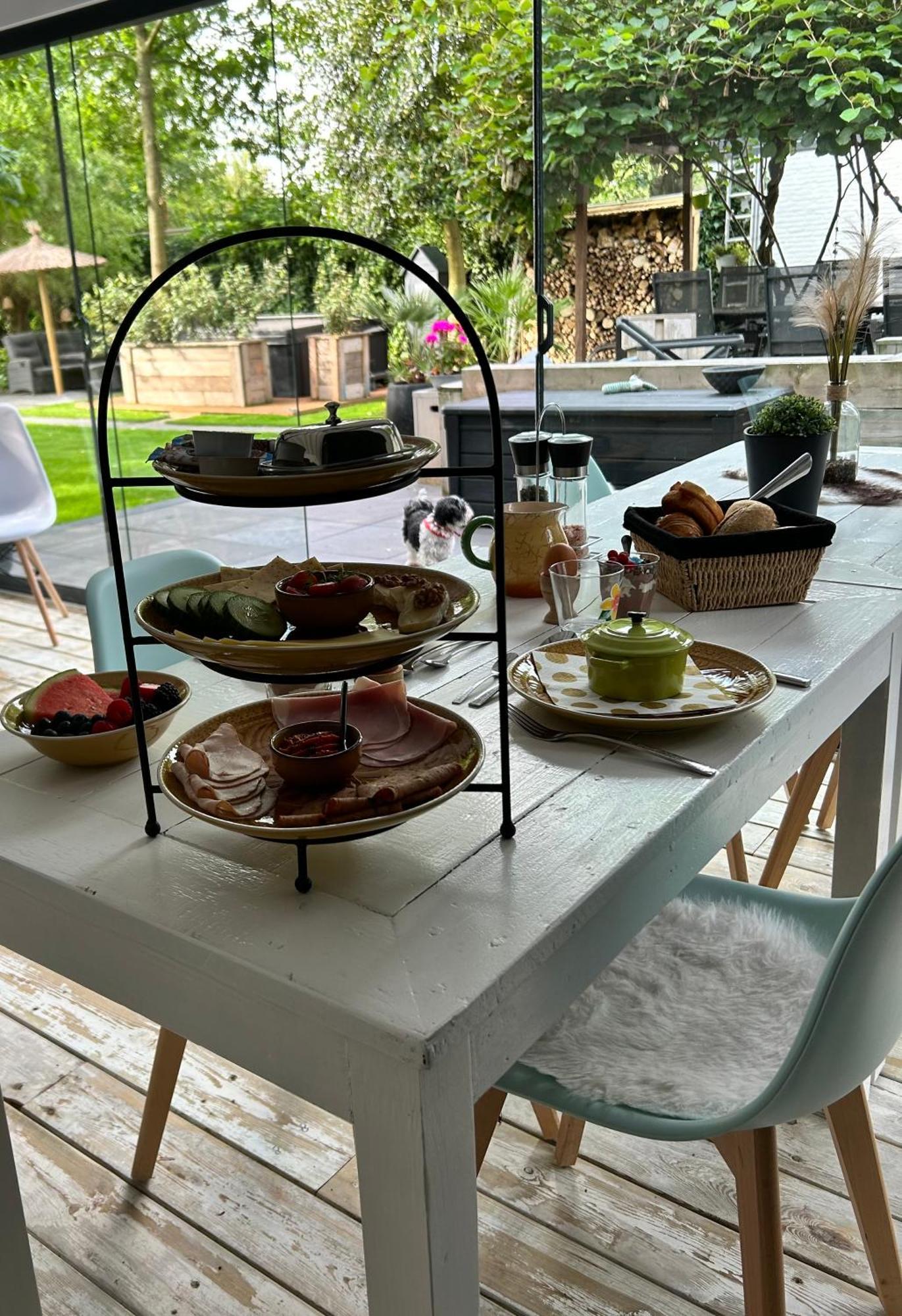 Casa Aan De Plas, B&B Met Sauna En Hottub Of Jacuzzi Nieuwkoop Eksteriør billede